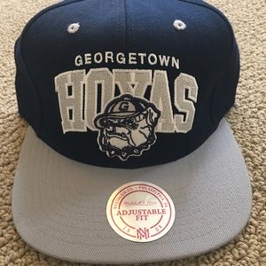 Mitchell & Ness Georgetown Hoya SnapBack